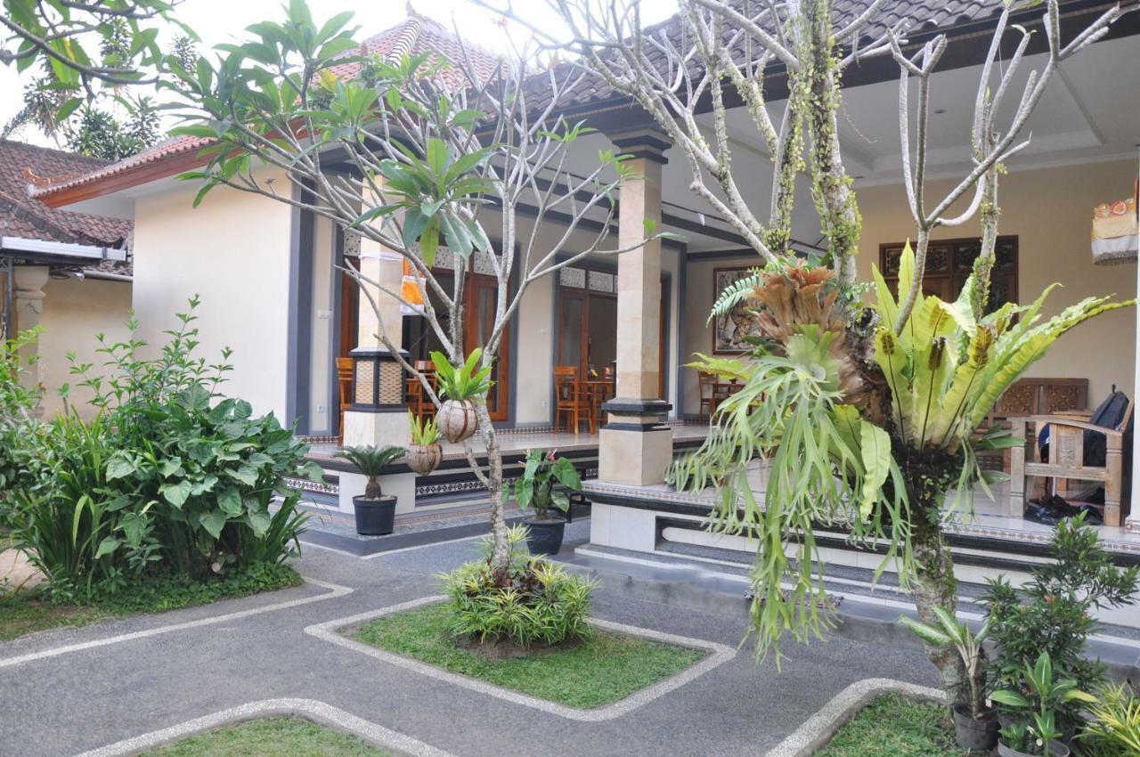 Dunung Sari Homestay Ubud Exterior foto